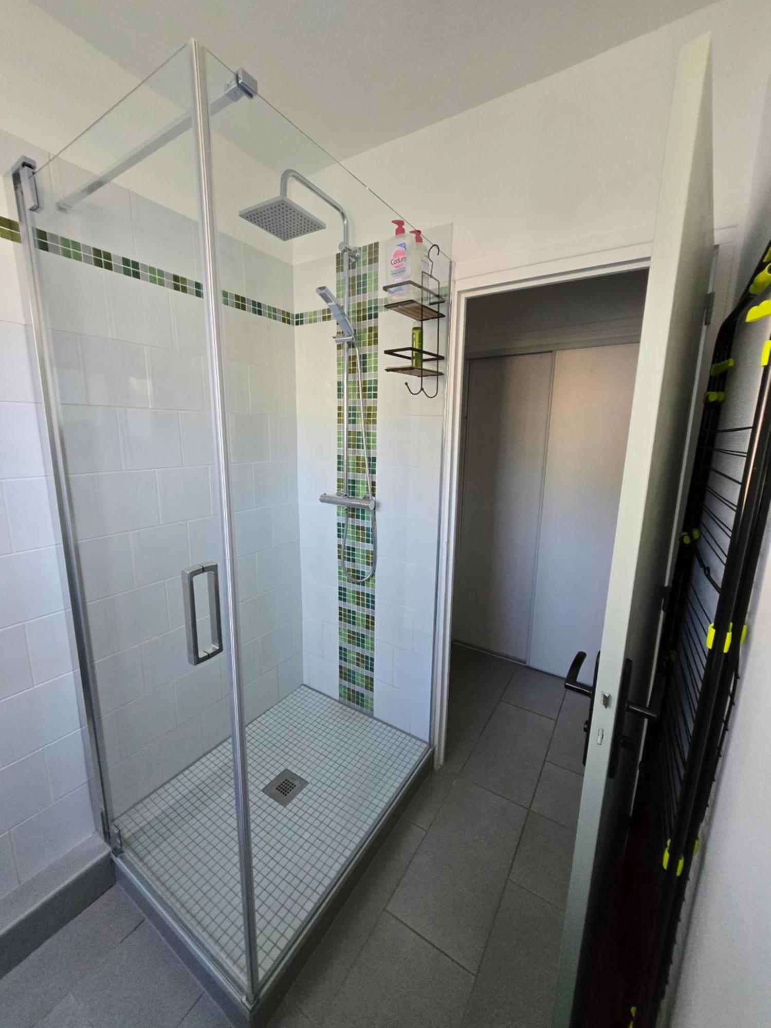 Appartement Vue Mer Сен-Жорж-дьо-Дидон Екстериор снимка